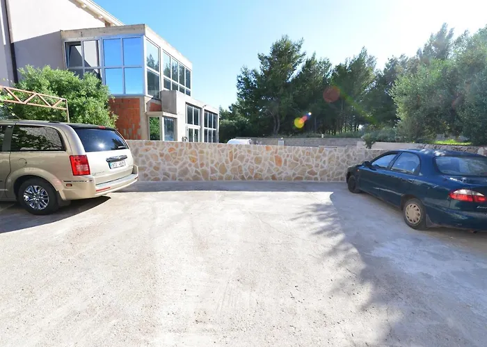 Simic Apartman Zavala